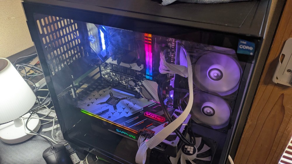 メインPC（自作）の紹介！！！！！