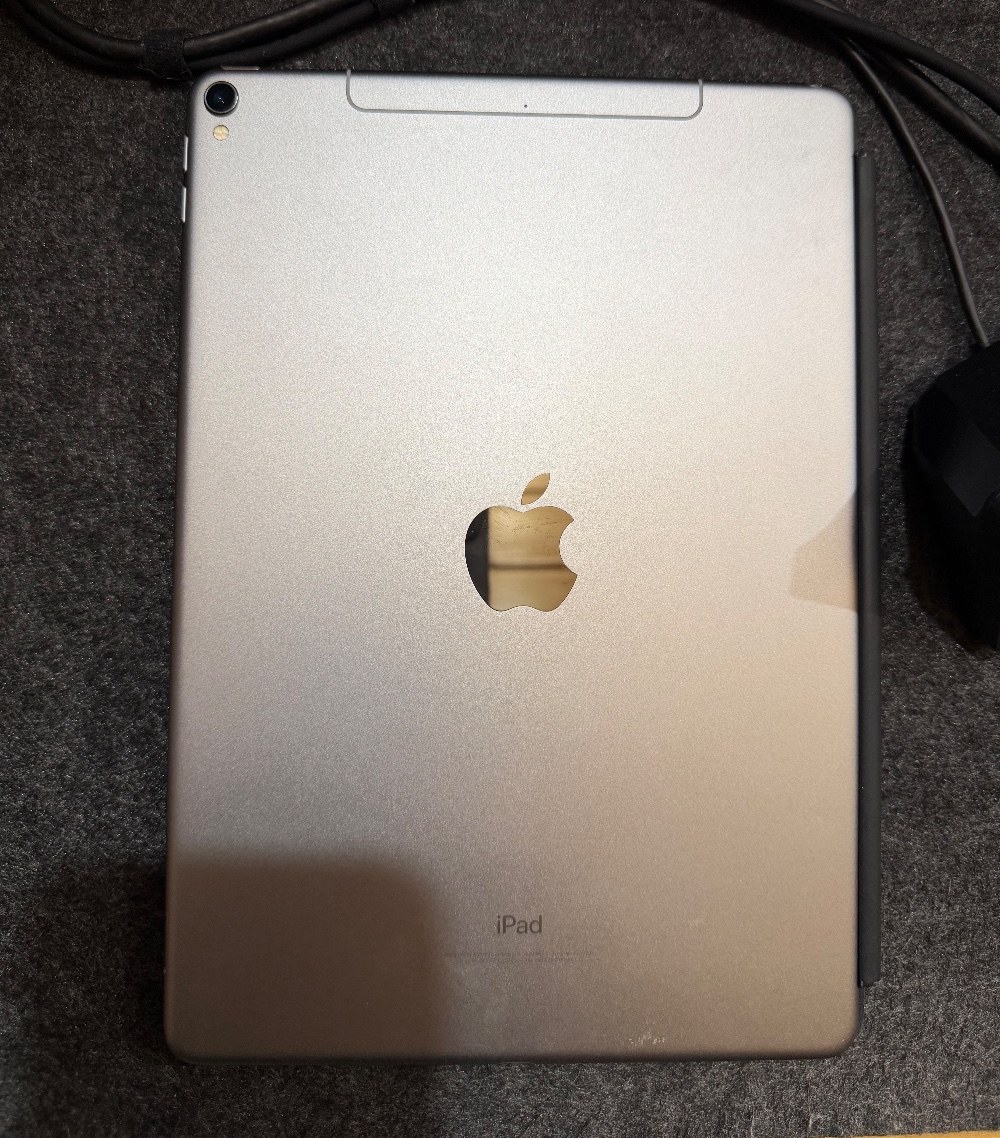 Apple iPad Pro10.5インチ レビュー写真