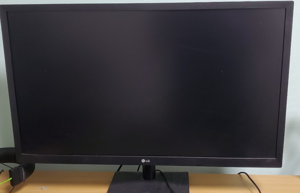 LG 24EA430V-Bモニター レビュー写真